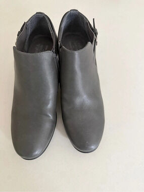 Comfortview Black Ankle Booties
